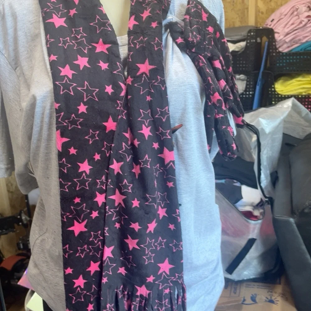 Women’s Scarf With‎ Mittens